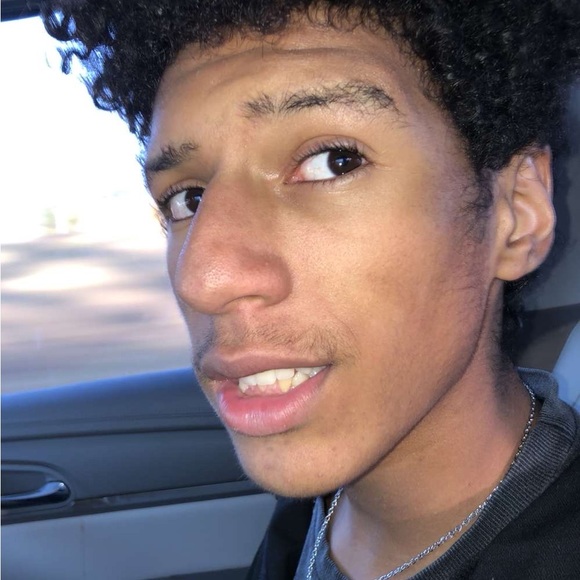 Meet your Posher, Gage - Picture 1 of 1